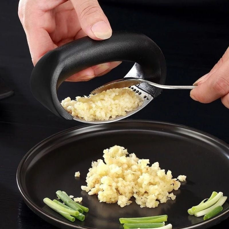 Stainless Steel Garlic Masher Garlic Press Household Manual Curve Fruit Vegetable Tools Kitchen Gadgets | Brodtica.com - Brodtica