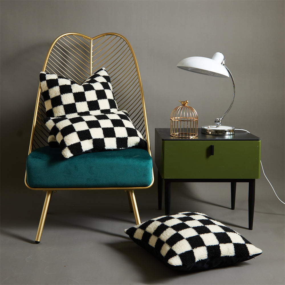 Simple Casual Black And White Checkerboard Pillowcase | Brodtica.com - Brodtica