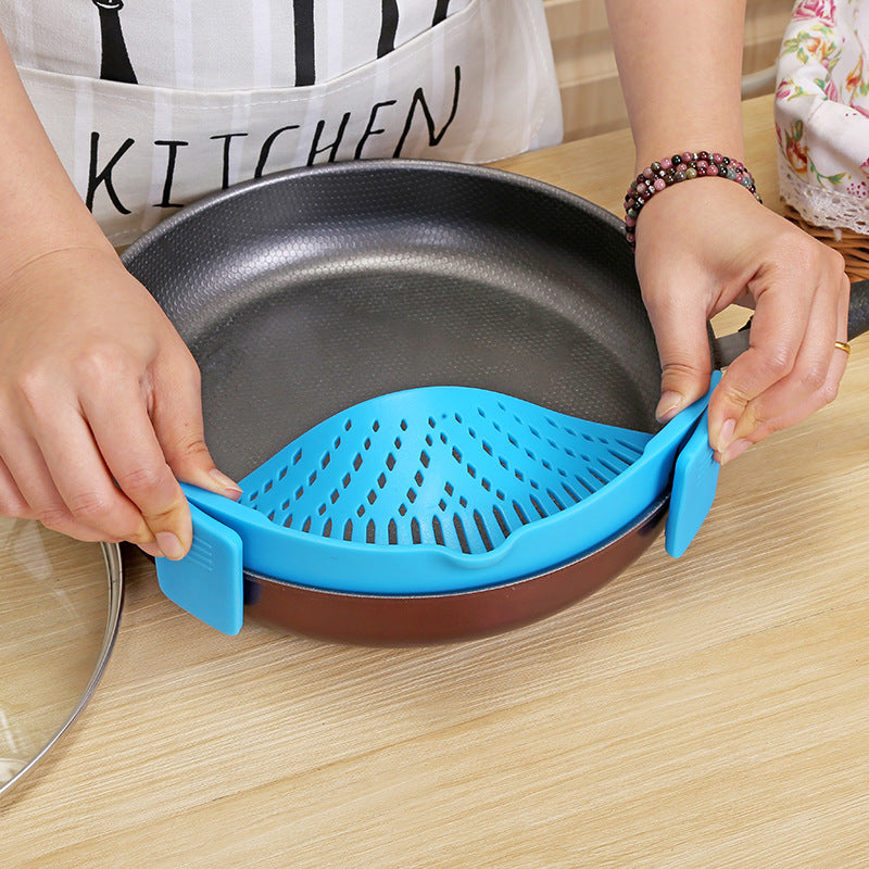 Silicone Clip-on Pot Pan Bowl Funnel Oil Strainer Creative Rice Washing Colander for Draining Liquid Fits All Pot Size | Brodtica.com - Brodtica