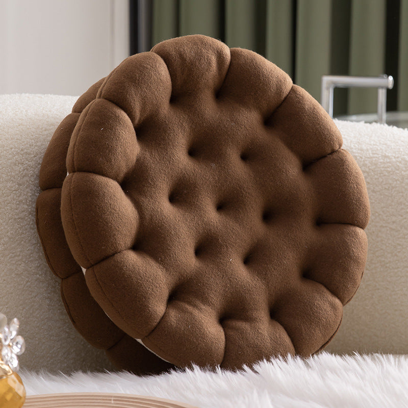 Sandwich Biscuit Pillow Creative Cute Sofa Cushion | Brodtica.com - Brodtica Sandwich Biscuit Pillow Creative Cute Sofa Cushion | Brodtica.com Brodtica.com | USA Creative and cute sofa cushion designed like a sandwich biscuit, adding a fun and playful touch to any room decor. Product information: Pattern: solid color Color: strawberry pink, chocolate coffee, almond beige Size: diameter 35cm Filler: pp Cotton Style: Cartoon Category: cushion/pillow Packing list: Pillow*1 Product Image: