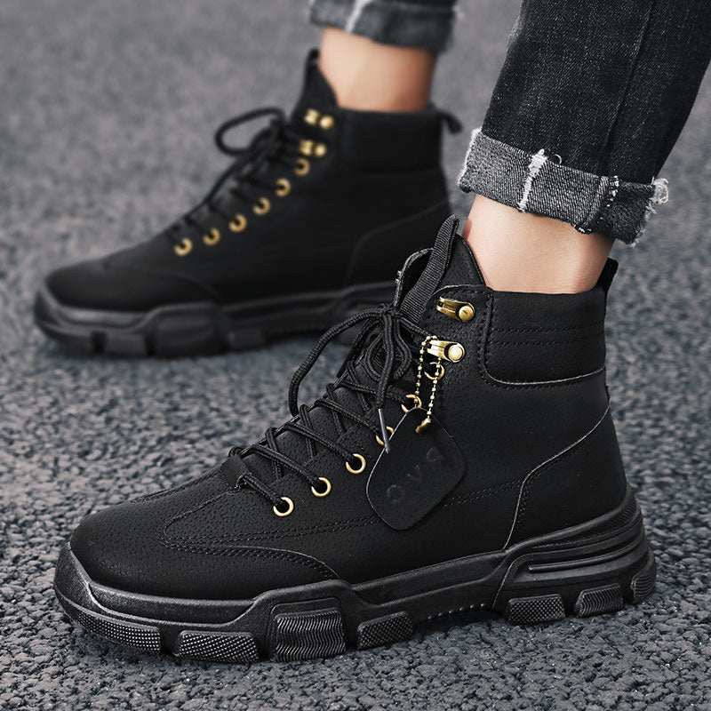 Wear-resistant tooling boots Men's Martin boots | Brodtica.com - Brodtica Wear-resistant tooling boots Men's Martin boots | Brodtica.com Brodtica.com | USA "Durable tooling boots for men, featuring Martin boot design for both style and functionality." Product category: tooling boots Applicable gender: male Toe shape: round head Tube height: middle tube Heel height: flat heel Upper material: pig leather upper Inside: Mesh inside Sole material: rubber sole