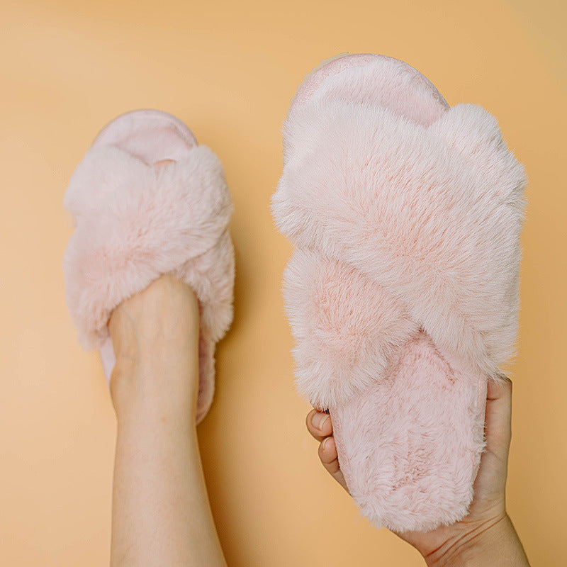 Fluffy Ladies Slippers Luxurious and Chic | Brodtica.com - Brodtica Fluffy Ladies Slippers Luxurious and Chic | Brodtica.com
With regards to footwear, solace is above all else. The Fluffy Ladies Slippers are made with the softest and most luxurious materials. They support your feet in a casing of plushness, causing each step to feel like you're strolling on clouds.