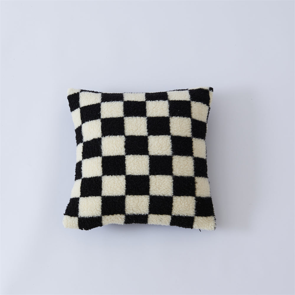 Simple Casual Black And White Checkerboard Pillowcase | Brodtica.com - Brodtica