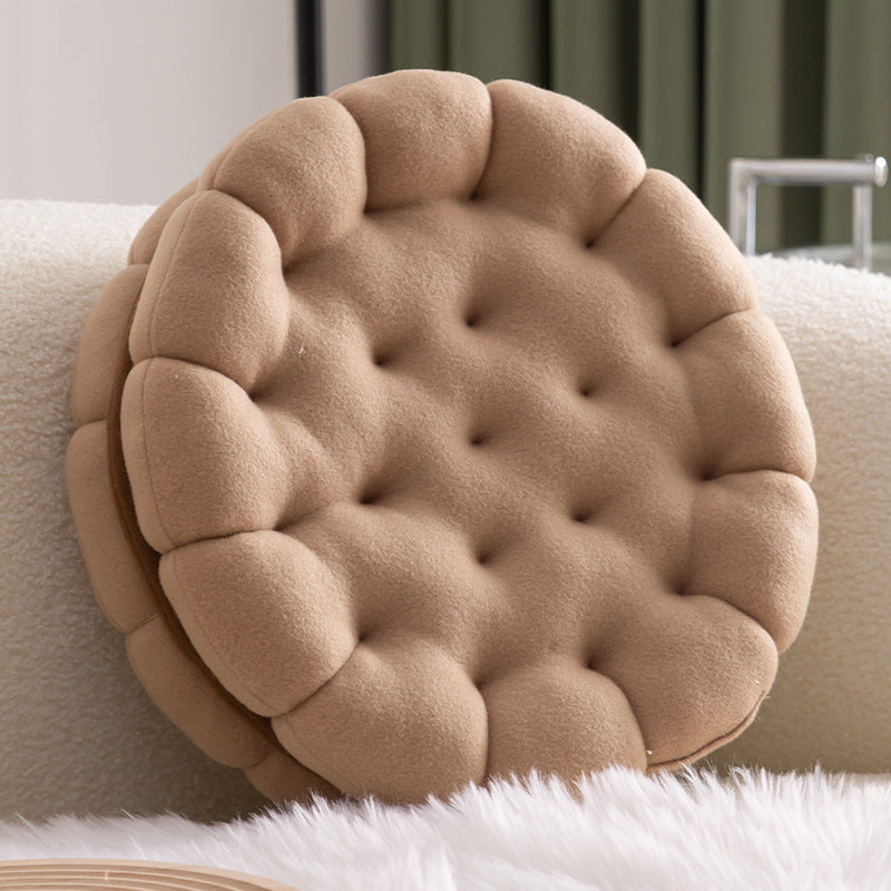 Sandwich Biscuit Pillow Creative Cute Sofa Cushion | Brodtica.com - Brodtica Sandwich Biscuit Pillow Creative Cute Sofa Cushion | Brodtica.com Brodtica.com | USA Creative and cute sofa cushion designed like a sandwich biscuit, adding a fun and playful touch to any room decor. Product information: Pattern: solid color Color: strawberry pink, chocolate coffee, almond beige Size: diameter 35cm Filler: pp Cotton Style: Cartoon Category: cushion/pillow Packing list: Pillow*1 Product Image: