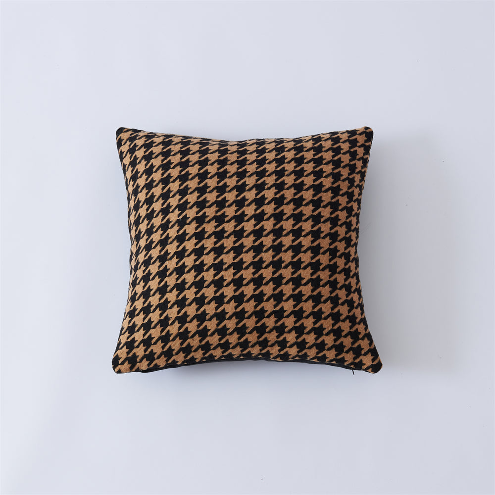 Simple Casual Black And White Checkerboard Pillowcase | Brodtica.com - Brodtica