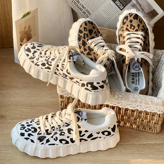 Leopard Print Canvas Shoes Female Student Style Wild Big | Brodtica.com - Brodtica  Leopard Print Canvas Shoes Female Student Style Wild Big | Brodtica.com At Brodtica.com, we present to you the encapsulation of wild yet refined style with our most recent assortment - Leopard Print Canvas Shoes. In a universe of design that is in many cases subdued, these shoes stand out, offering a strong expression for the valiant spirits who try to appear as something else.

